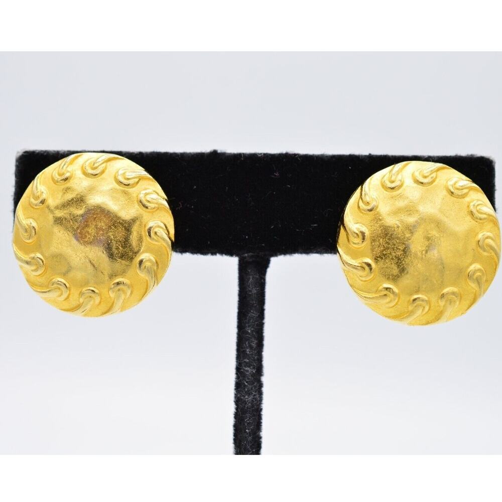 Deja Vintage Clip On Earrings Brushed Gold Hammered Round Chunky Signed 1980s 9F